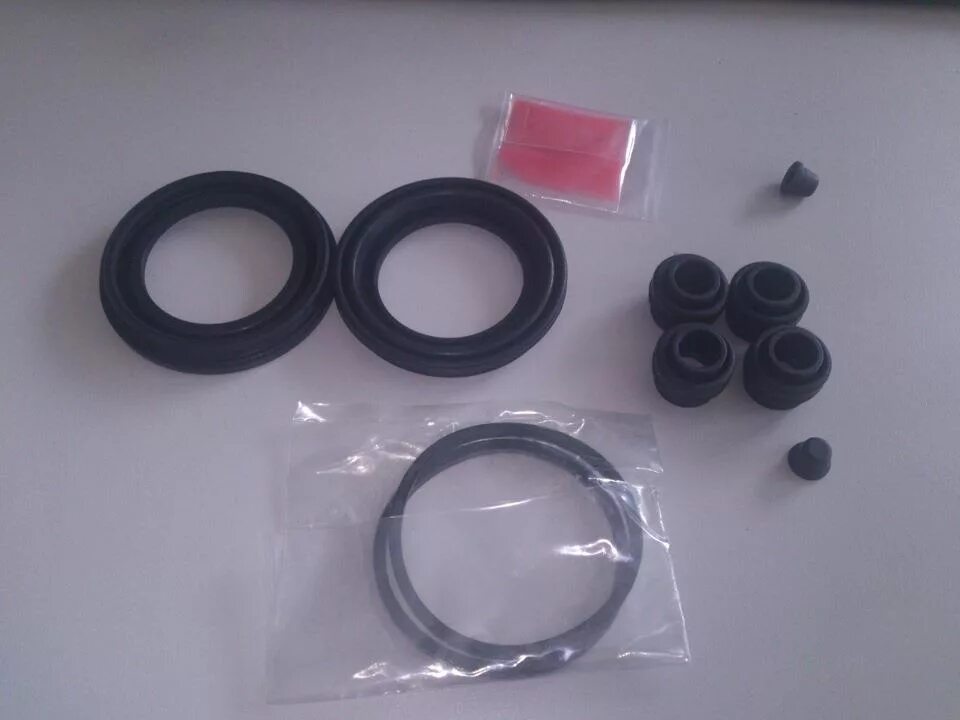 ремкомплект переднего тормозного суппорта мазда 6 gg. ремкомплект переднего суппорта мазда 6. ремкомплект переднего суппорта мазда 6 gh. ремкомплект переднего суппорта мазда cx7 скрипуны. Mazda 6 gg ремкомплект переднего суппорта.