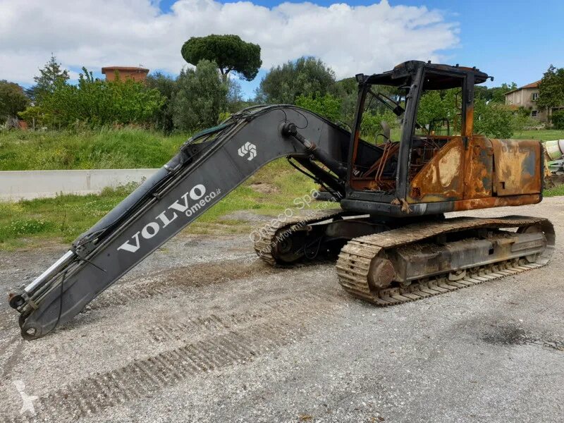 Экскаватор бу вольво. Volvo ec160. Volvo 160 экскаватор. Ec230 Volvo. Экскаватор Вольво 160 гусеничный.