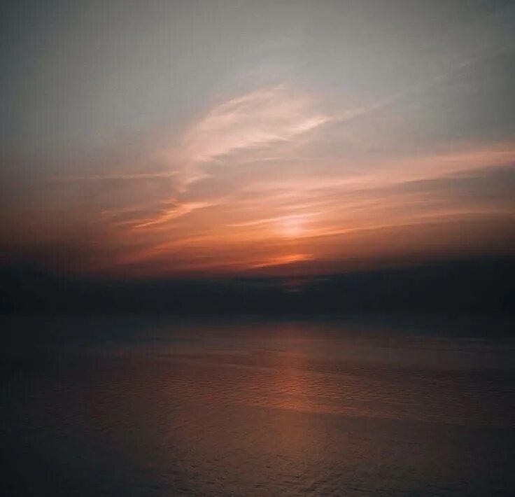 Красивые обои в виде вечерних облаков. Душа на небесах. Небесный свод. Женские глаза в небе. Господь.