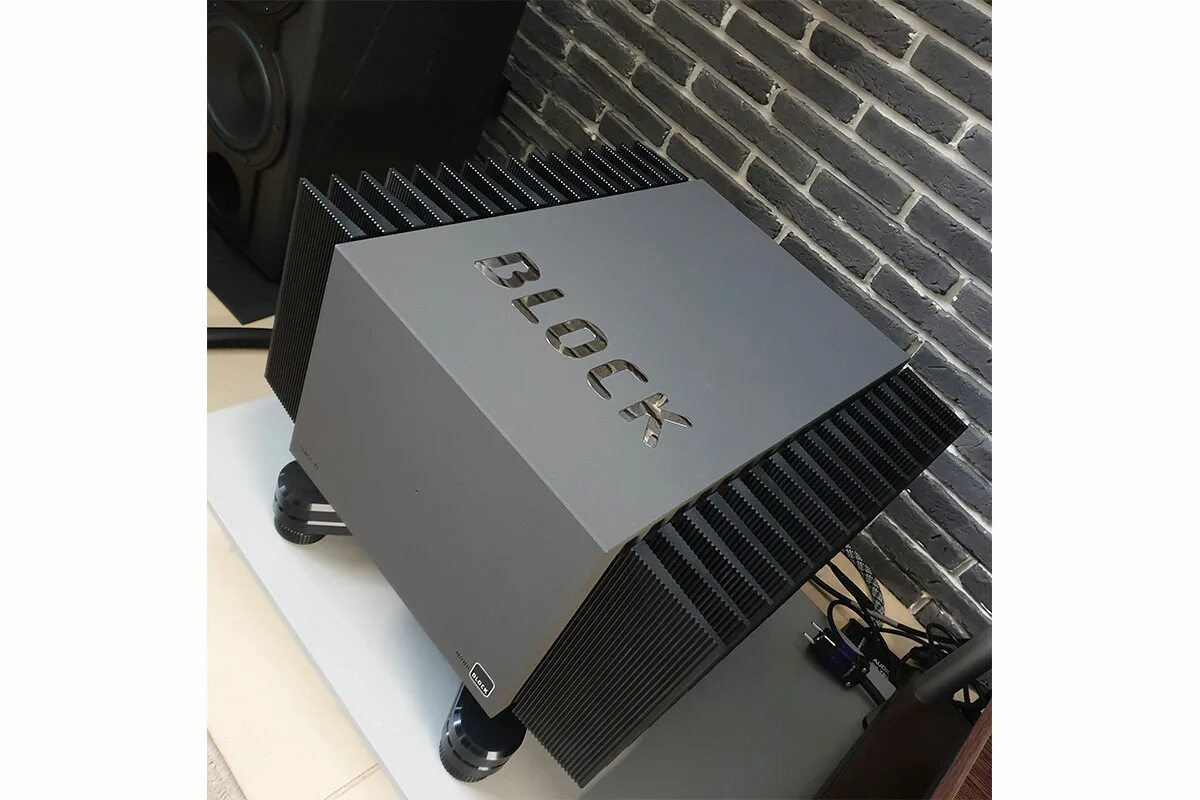 Audio blocks. Block audio. audio блок. колонки block audio. boulder monoblock audio.
