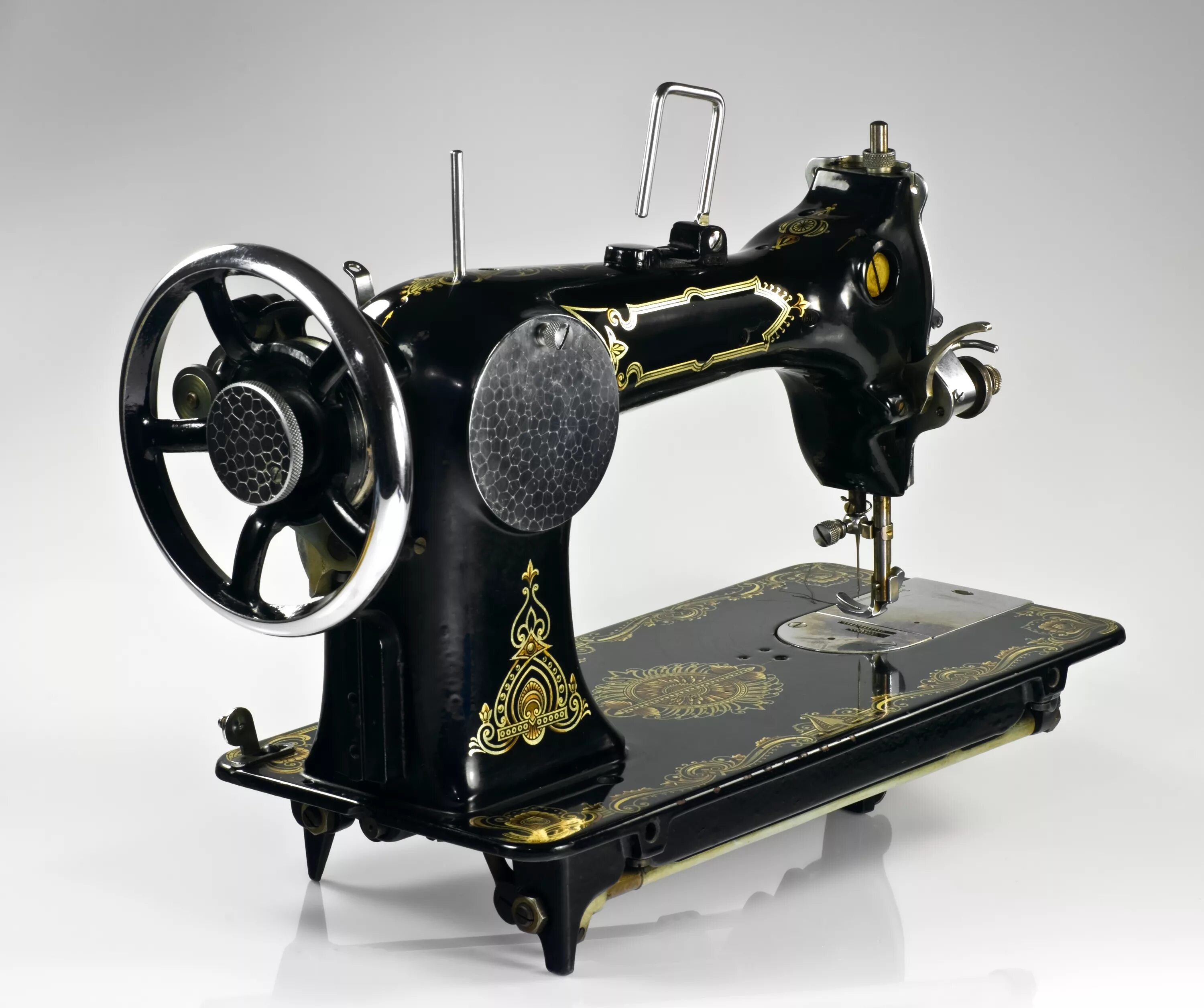 Zinger швейная машинка 2022. Vesta Sewing Machine. Швейная машинка Sewing Machine. Швейная машинка сверху