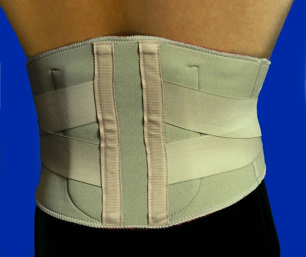 Бандаж для почек. R. Бандаж для пояснично-крестцового отдела позвоночника при грыже. Корсет после грыжи. Корсет послеоперационный удаление грыжи позвоночника.