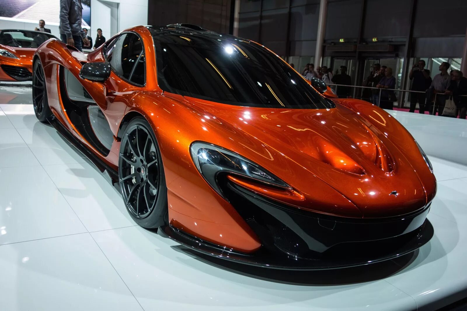 Макларен p1 2020. Суперкар MCLAREN p1. MCLAREN p1 2013. Бугатти Макларен. The most expensive car