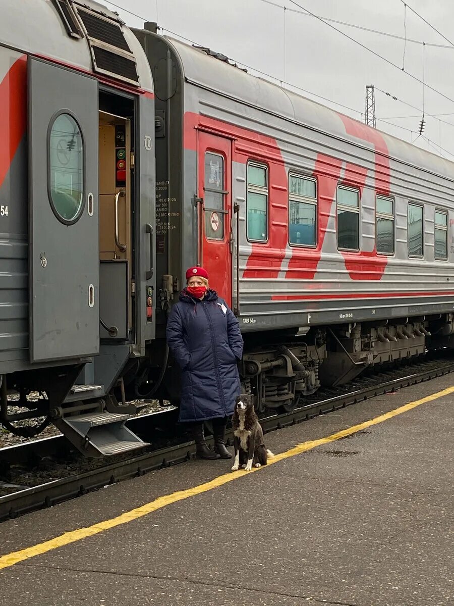 Поезд 10 москва владивосток сегодня. Поезд 002эа москва владивосток. Поезд москва владивосток плацкарт. Поезд 10 москва владивосток сегодня. Поезд 001 владивосток москва.