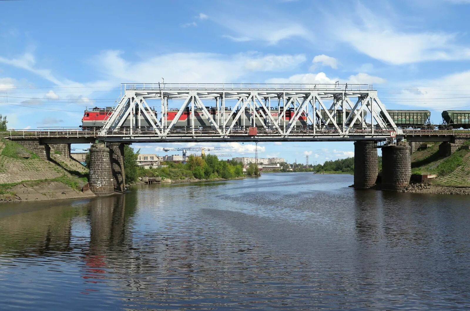 Где начинается мост. Река Ягорба Череповец. Череповец реки Ягорба мост. Железнодорожный мост через Ягорбу Череповец. Ягорбский мост город Череповец.