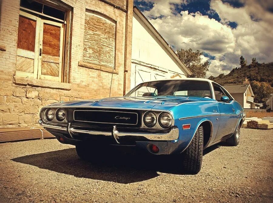 Челленджер 1969. Challenger 1969. Dodge Challenger 1969. Додж Челленджер 1 поколения. Додж Челленджер 2 поколения.