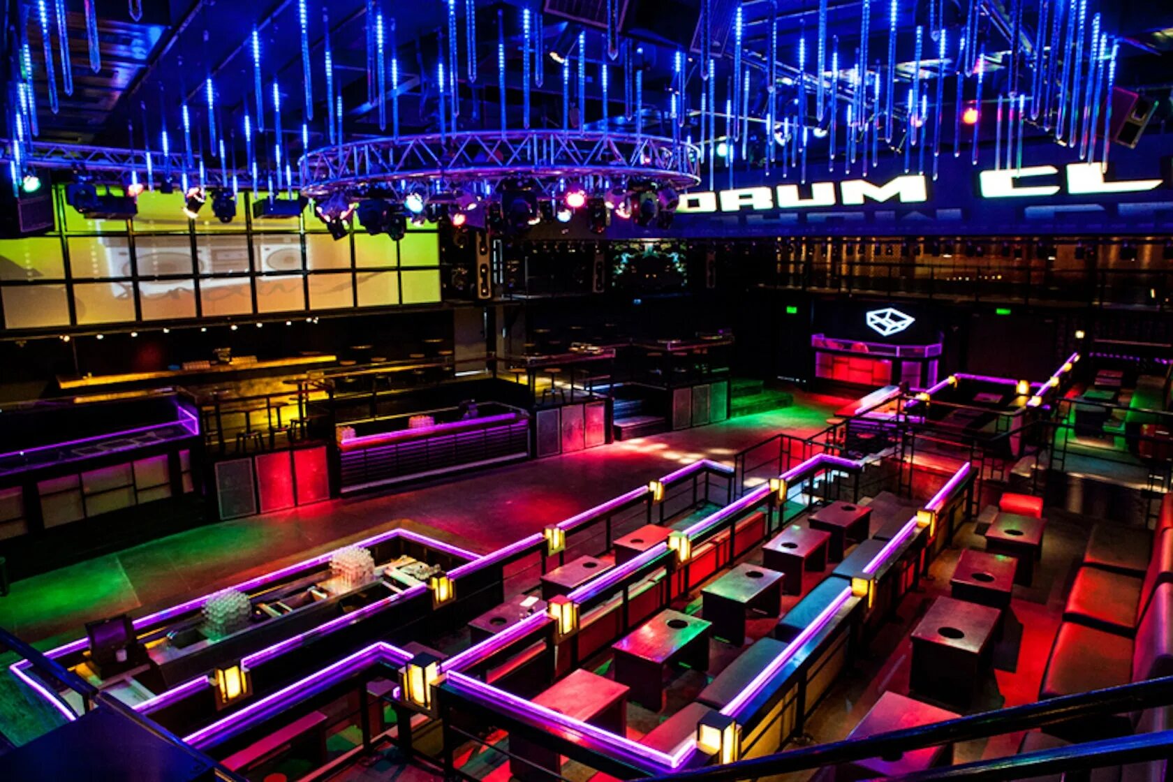 Клуб форум. Паджеро клуб хабаровск. Логотип pajero клуб хабаровск. 4x4 club. Леня немодный клуб 4х4 уаз 469.