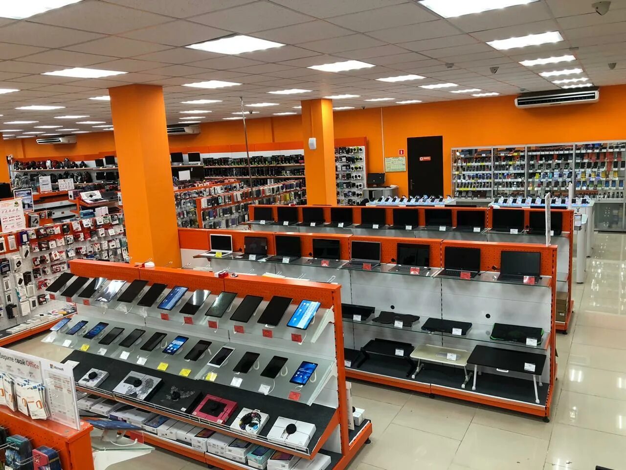 Смартфон dns 4501. Днс сервис каменск шахтинский. Днс смартфоны каменск. Ул дружбы 137 кызыл днс. Влагозащитный телефон dns sd01.