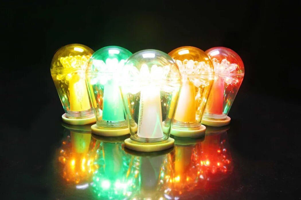 Ночник suck uk sunjar2. Лампочка на черном фоне. Сделай свет лампы ярким. Светящаяся лампа. Сделай свет лампы ярким.