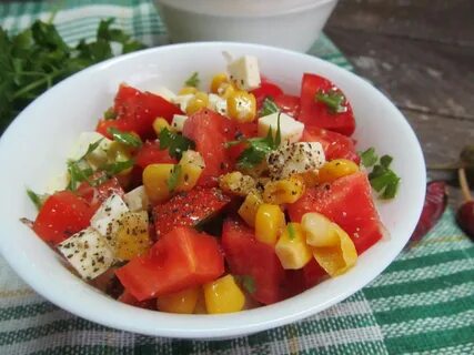 Салат огурец помидор перец кукуруза