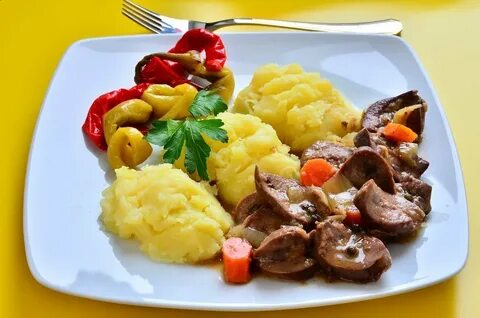 Почки под соусом 4 буквы
