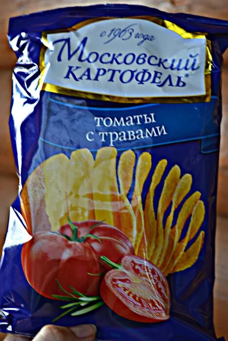 Чипсы московский картофель 2023. Московский картофель вкусы. Московский картофель пачка 2000. Московский картофель производитель. Чипсы московский картофель 2000х.