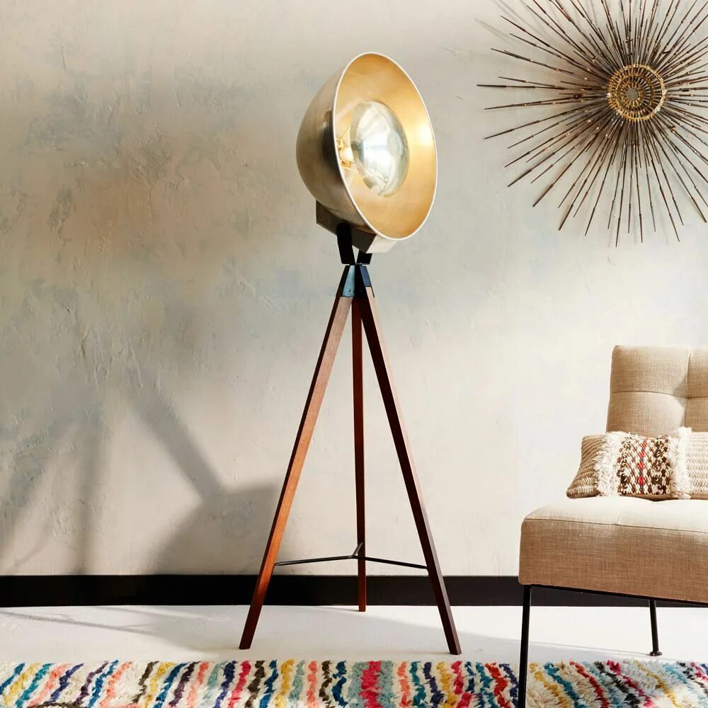 Лампа напольная на колесиках. Торшер Tripod Floor Lamp. Торшер Industrial Floor Lamp 3876. Торшер West Elm. Торшер trazos Nordic jy181 Floor Lamps.