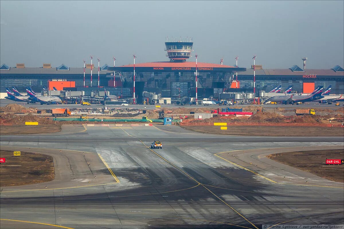 Шереметьево терминал сейчас. Шереметьево терминал д. Аэропорт Шереметьево терминал b. Шереметьево аэропорт 2023. Аэропорт Шереметьево перрон.