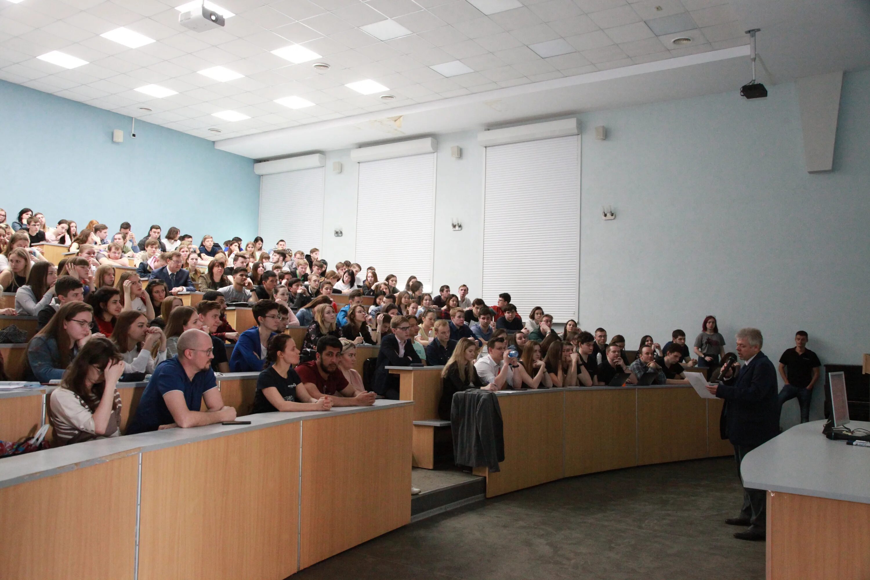 Мехмат СГУ Саратов. Преподаватели мехмат СГУ Саратов. 9 Корпус СГУ. Аудитория 516 СГУ 11 корпус.