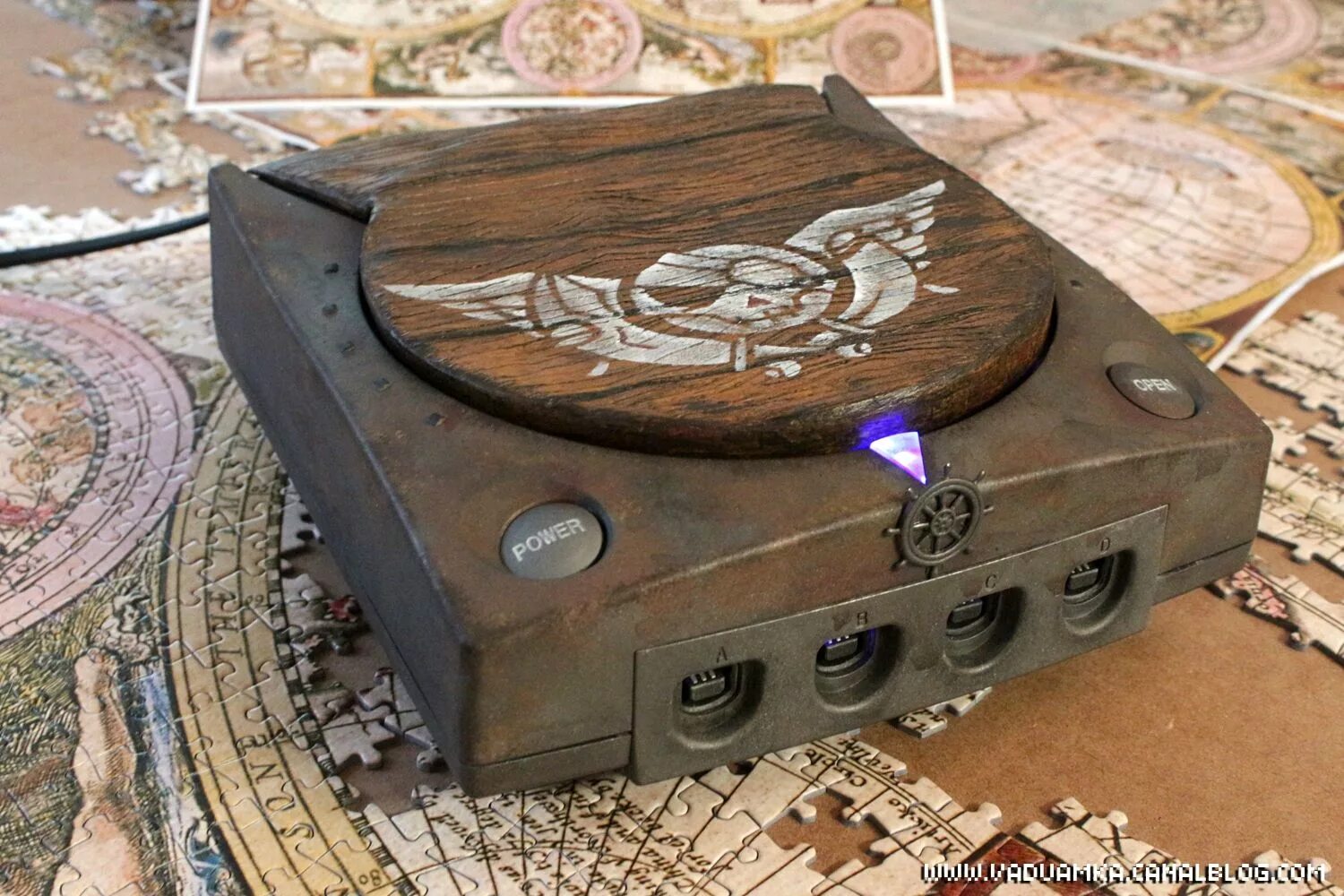 Console customs