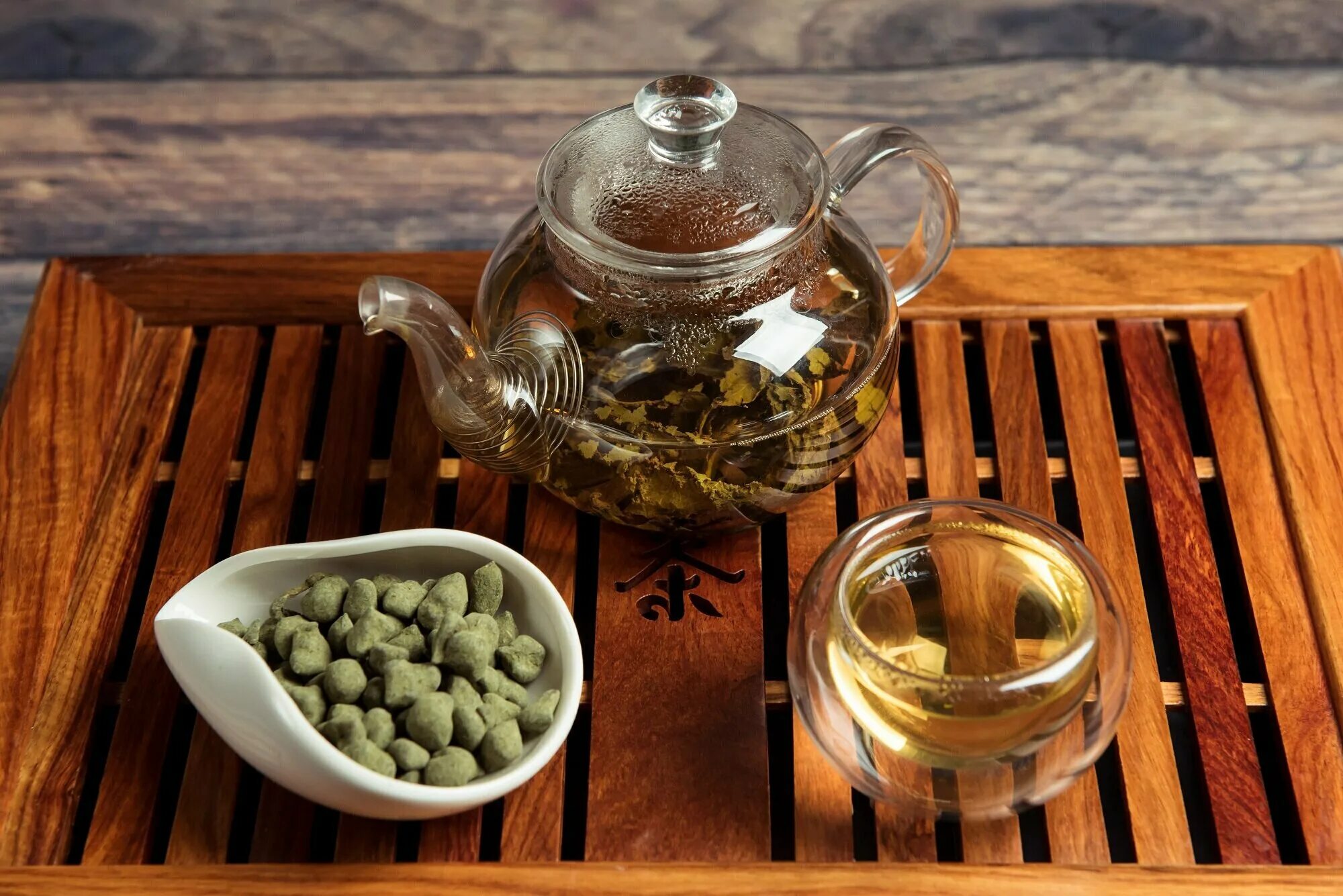 чай китайский зеленый женьшень улун. теа чай с женьшенем. китайский чай женьшень улун. женьшеневый чай. молочный улун с женьшенем.