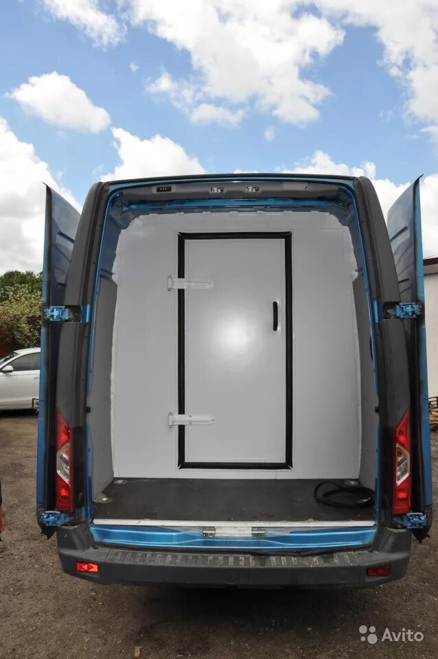 Крепление замков фургона газель некст. Стекло сдвижной двери газель некст. Фиксатор двери газон некст. Фурнитура фургона газель некст. Газель next a31r23.