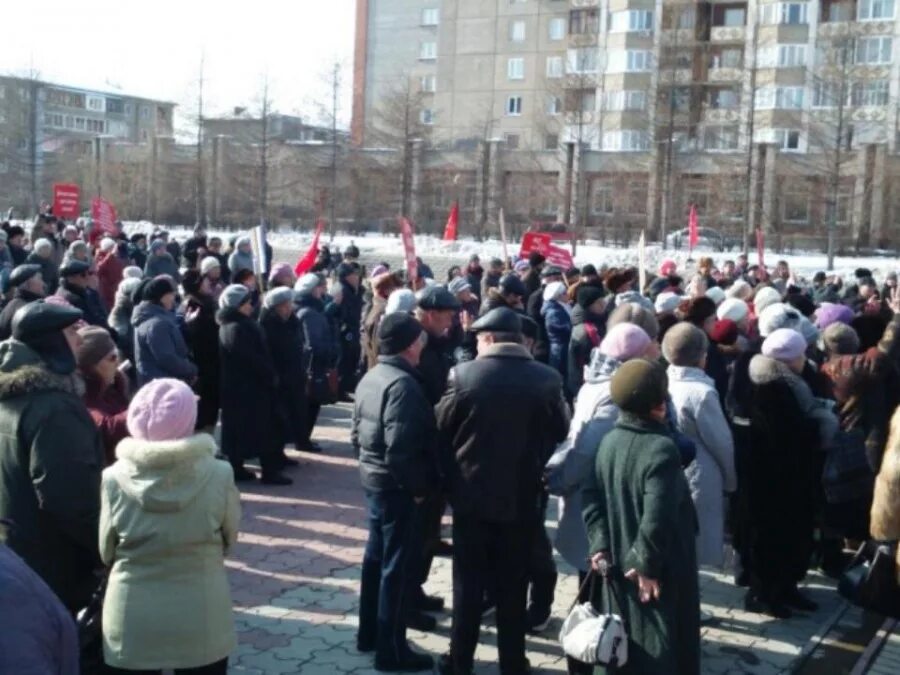 Митинги в Ангарске. КПРФ Ангарск. На площади собралось около четырехсот. Коммунисты Ангарска.