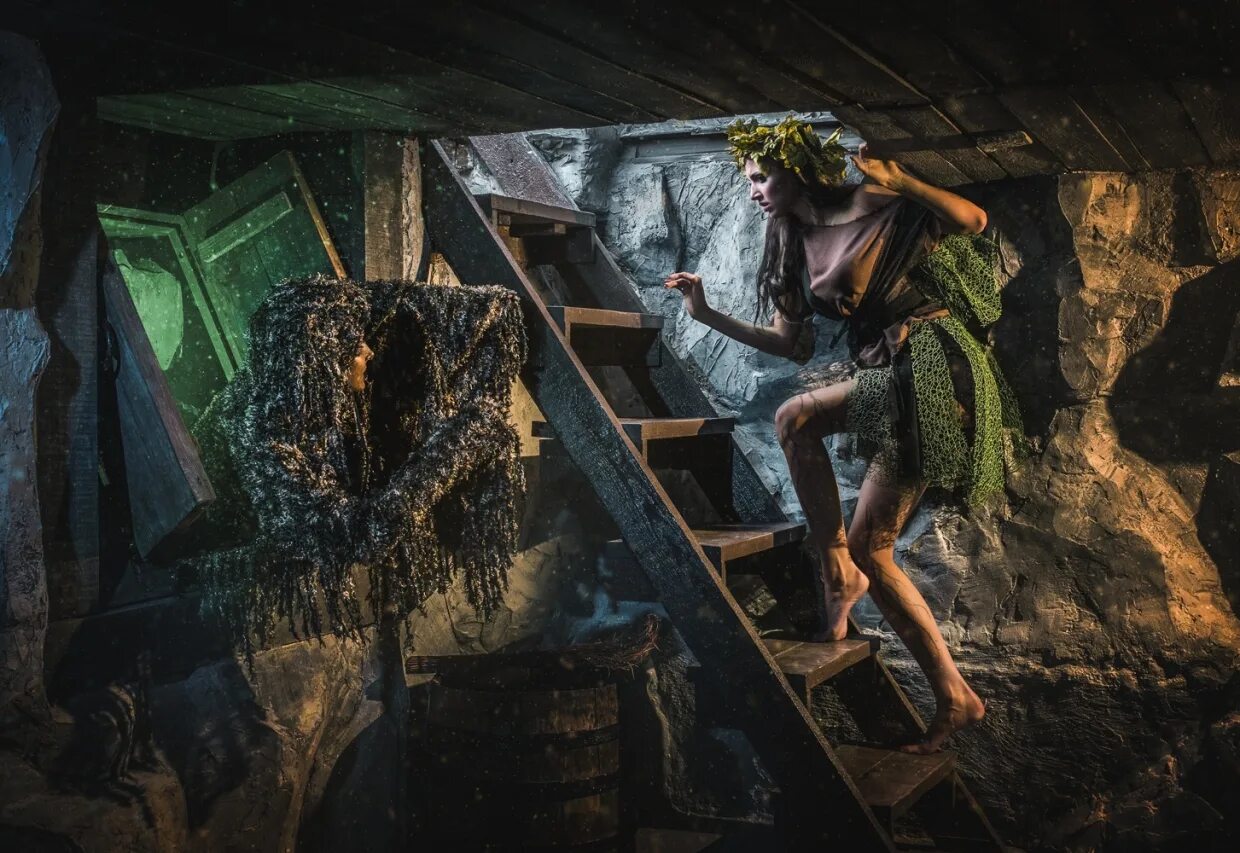 тайна заброшенной деревни сериал. клаустрофобия гостиная гриффиндора. квест клаустрофобия минск. призрак оперы квест. квест клаустрофобия минск.