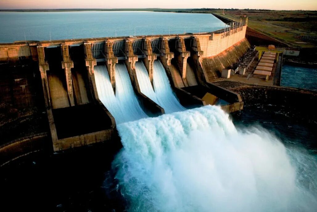 Энергия воды. Гури ГЭС. Русловая гидроэлектростанция (РУСГЭС). Саяно-Шушенская ГЭС. Водохранилище Гури.
