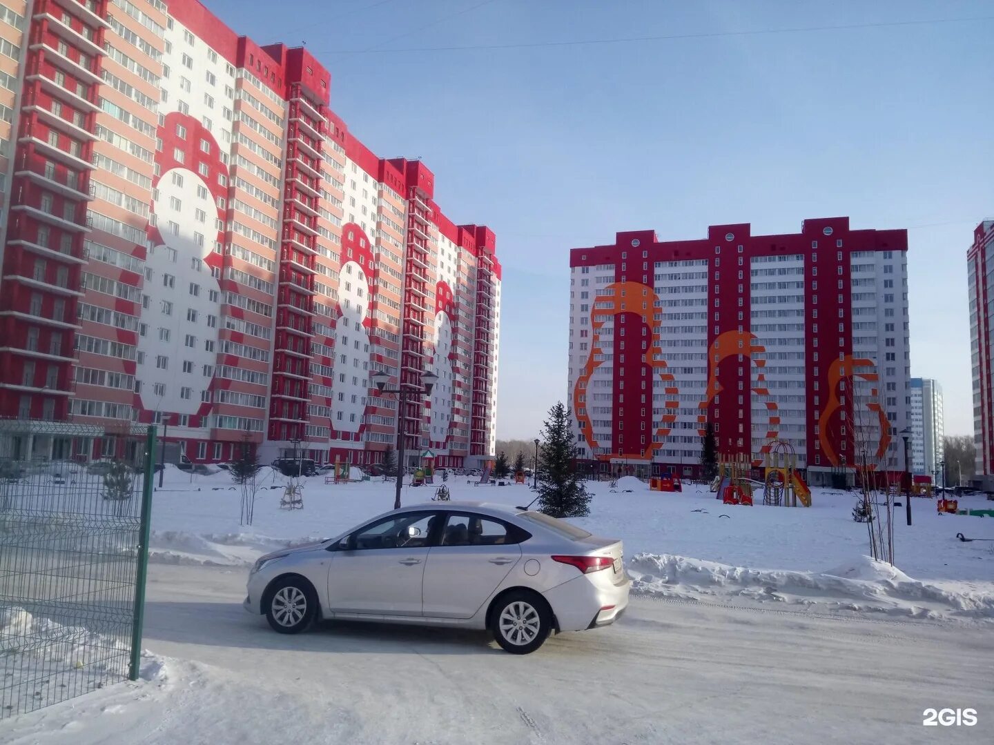 Жк на петухова. Матрёшкин двор Новосибирск. ЖК Матрешкин двор. Матрешкин двор Петухова. Матрешкин район Новосибирск.