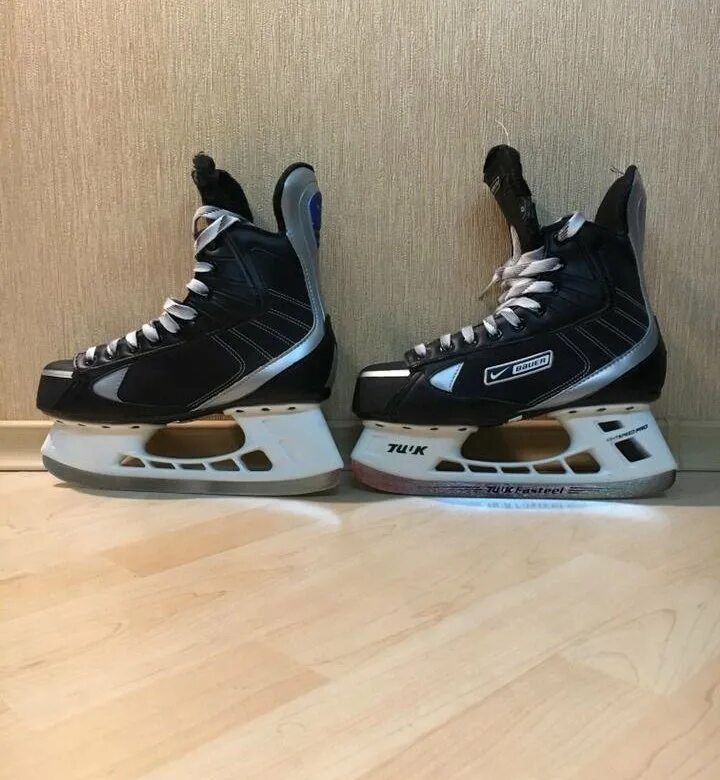 Коньки найк. Коньки Nike Bauer Flexlite 14. Хоккейные коньки Bauer Flexlite 2.0. Коньки Бауэр Nike. Коньки Bauer Flexlite Pro 4.0.