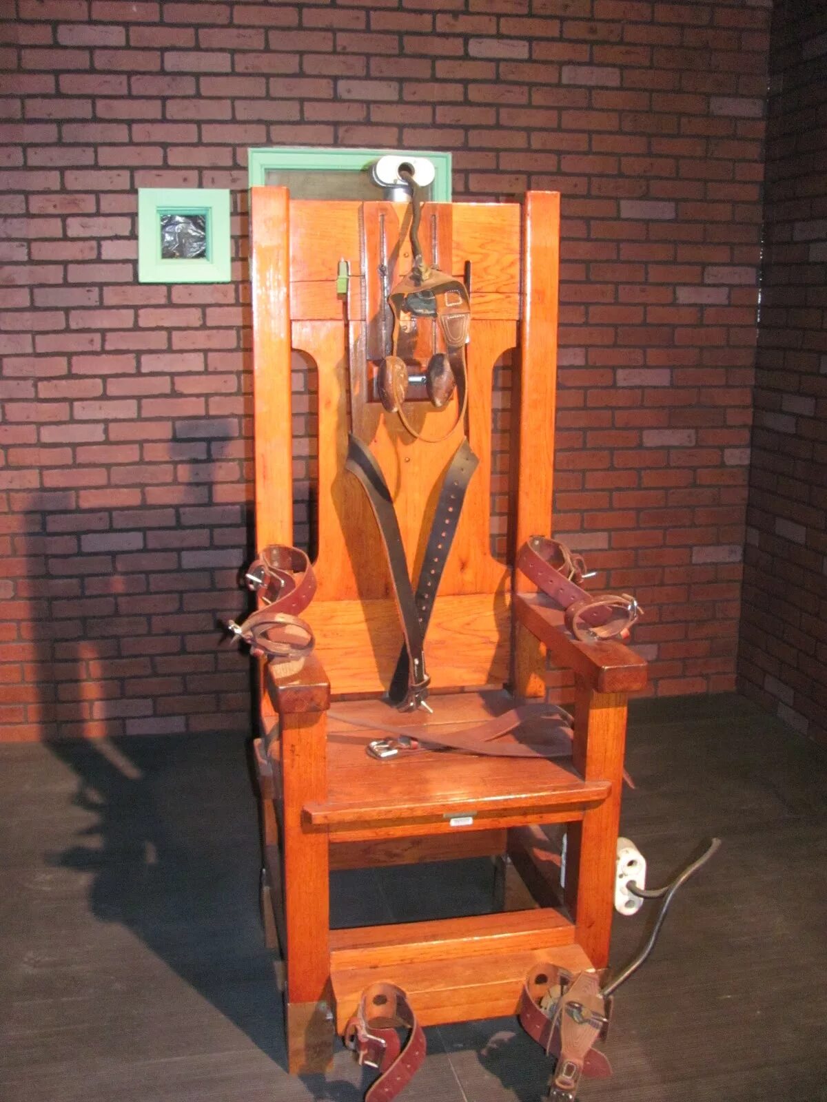 2900 вольт. 2900 volts. Old sparky электрический стул. Old sparky электрический стул. 2900 вольт.