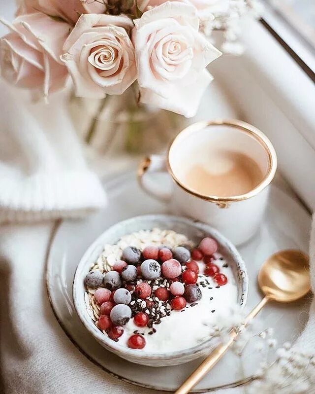 Pin by Forgaciu Alexandra on Moda Good morning coffee, Morning coffee drinks, Mo