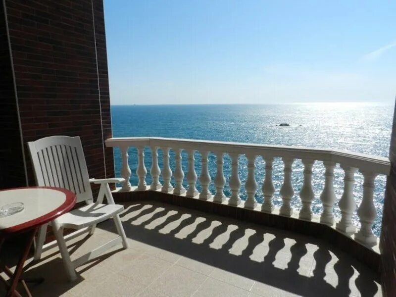 алушта отель первая линия. мини отель инга алушта. алушта лазурный берег отель. алушта отель первая линия. алушта отель первая линия.