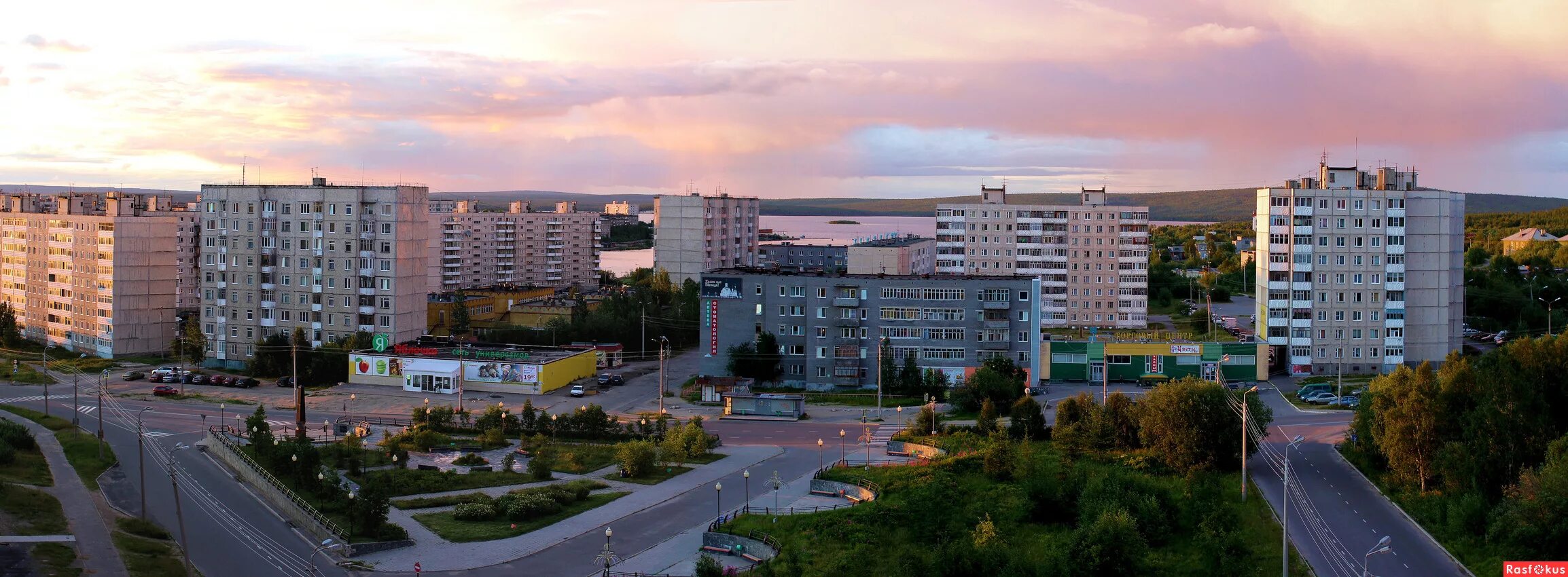 мончегорск набережная климентьева 13. набережная лумболки мончегорск. клементьева 11 мончегорск. мончегорск набережная. мончегорск набережная климентьева.