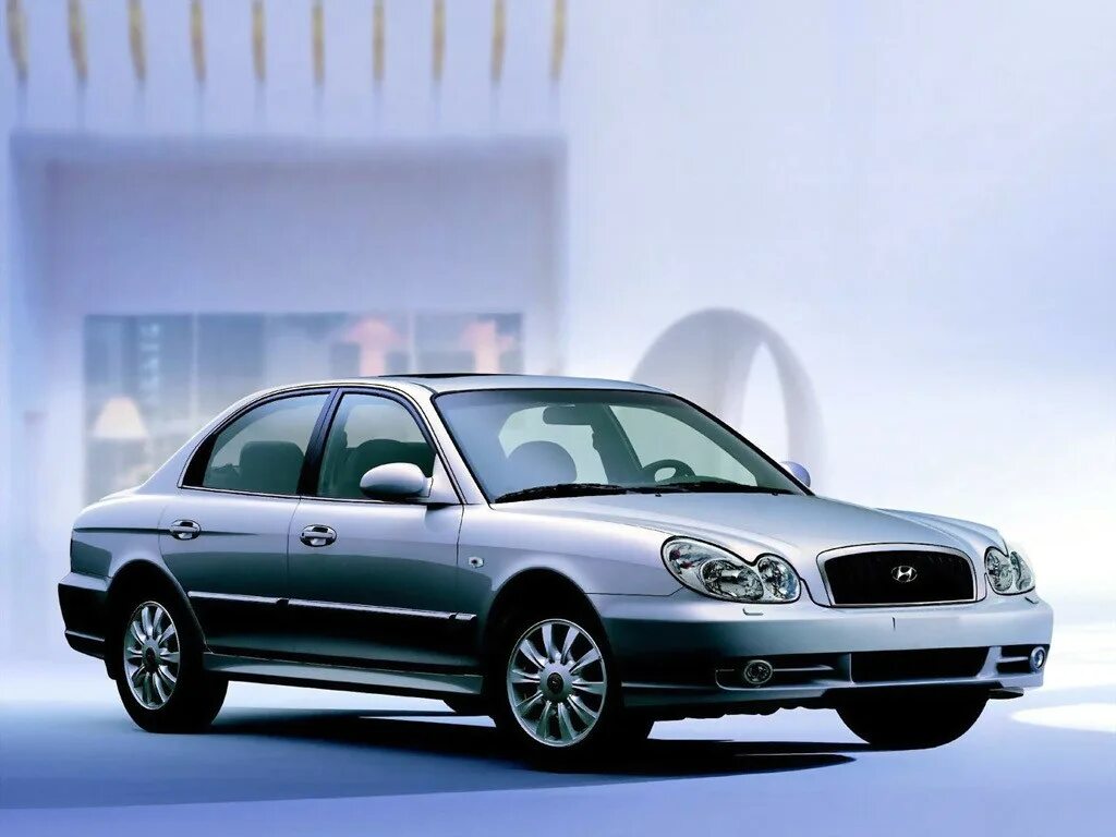 Как выглядит хендай соната. Hyundai sonata 4. соната 5 тагаз.