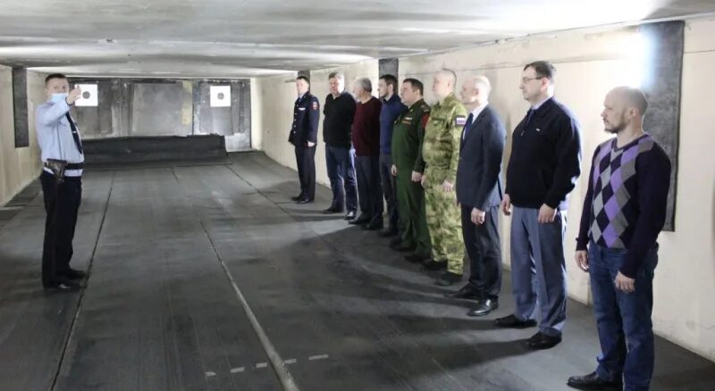 Стрельба 3 мая 2025. Полицейская школа стрельба. стрельба в череповце. ирарм череповец. прибытков череповец мвд.