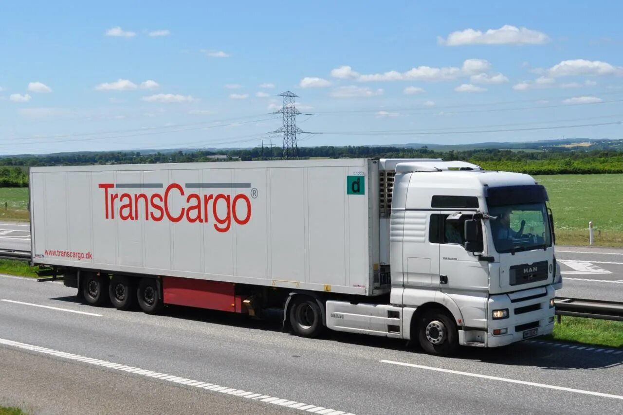 Cargo com. Карго транспортная компания. Европейские транспортные компании. Trans транспортные компании в Европе. Фуры компании Magic Trans.