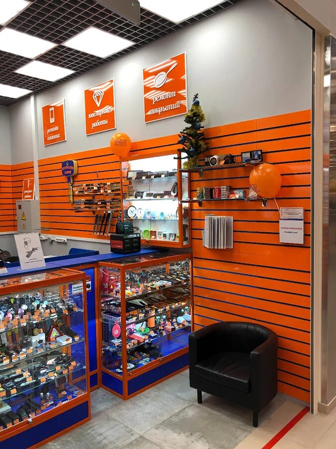 Акпп мастерская. Ремонтная мастерская 12. Гараж внутри. Автосервис помещение. Оборудование для ремонта техники.