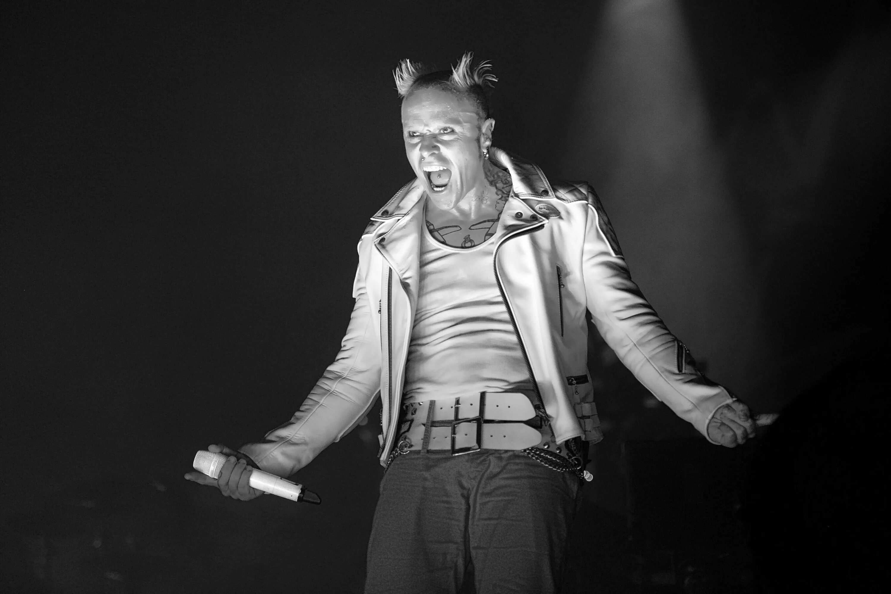 Флинт 3. Keith flint. флинт продиджи. the prodigy keith flint. prodigy солист.