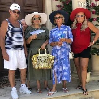 Моралист чья жена не носит мини