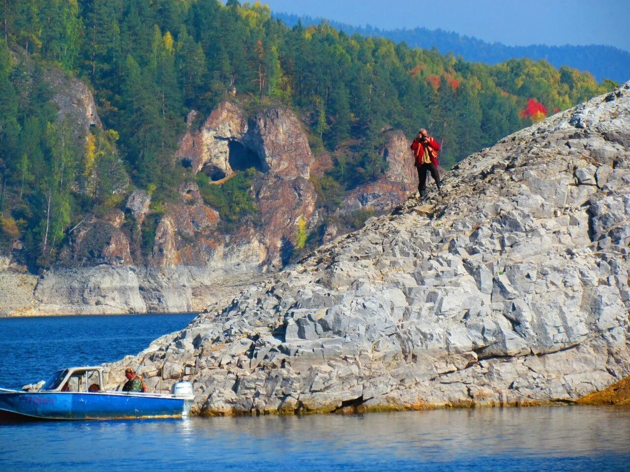 Шумиха красноярское море базы. База зурбаган красноярское море. Краснотуранск лебяжье водохранилище. Красноярский край красноярское море. Красноярское водохранилище царские ворота.