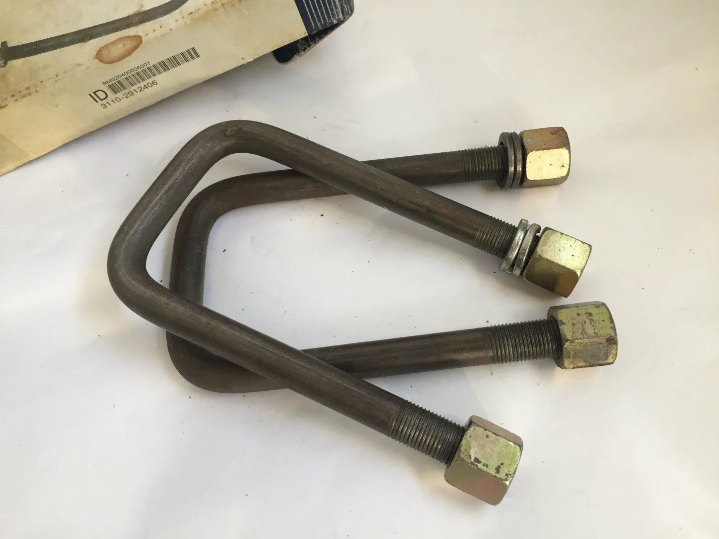 Стремянка рессоры газель 160 мм. Стремянки для рессор соболь. (рзи) в/сб. Стремянка газель. Стремянка г3302 передняя газ.