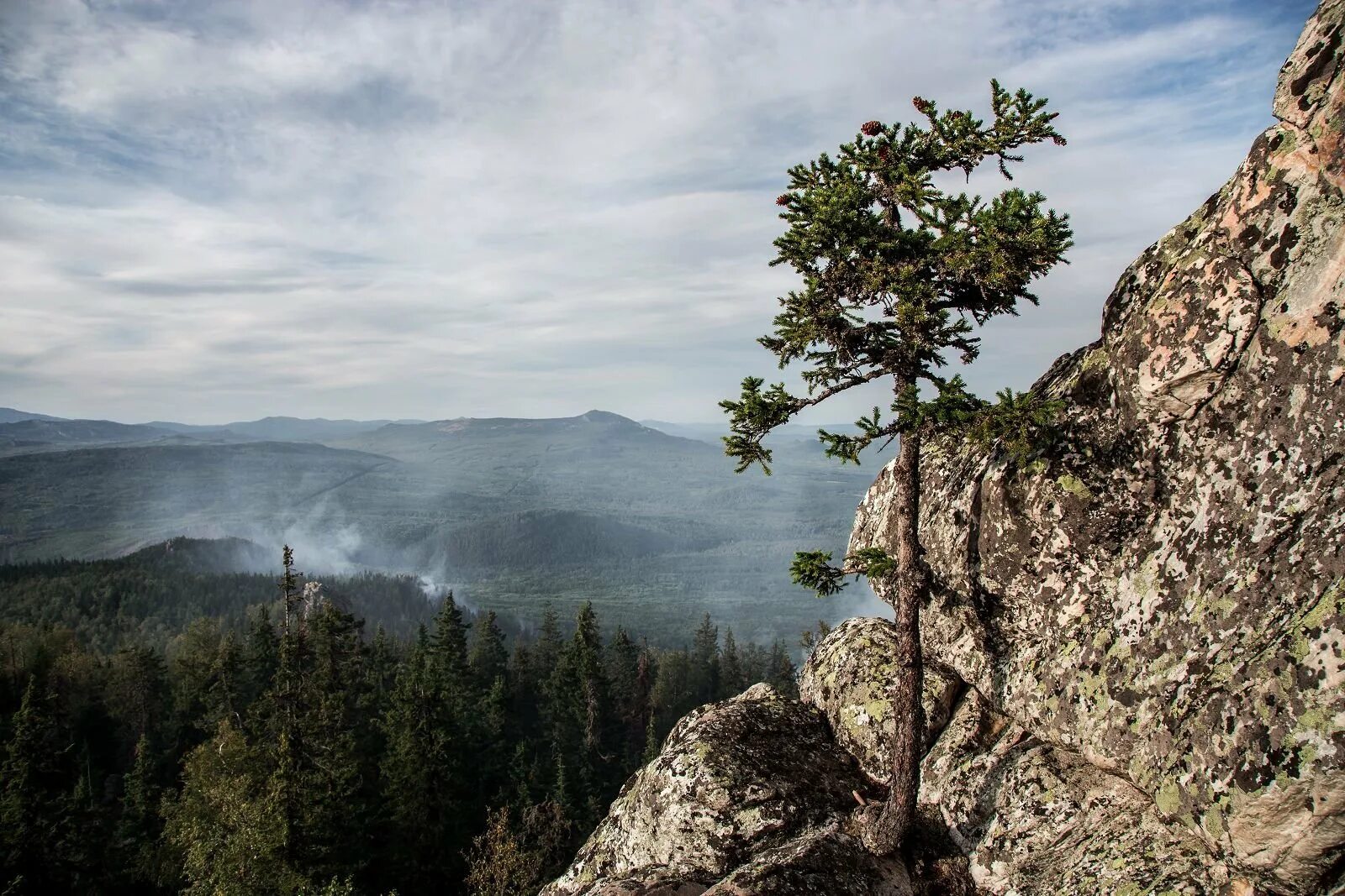 Самый белорецк. Гора малиновая, Белорецкий район. Белорецк природа гора малиновая. Гора малиновая Башкирия. Гора малиновая Белорецк.