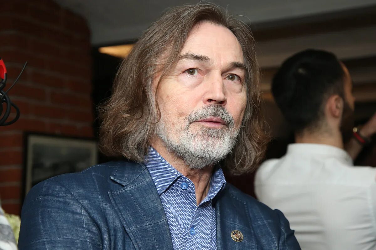 Никас википедия. Никас сафронов. Сафронов никас степанович. Никас сафронов художник. Современный русский художник сафронов.