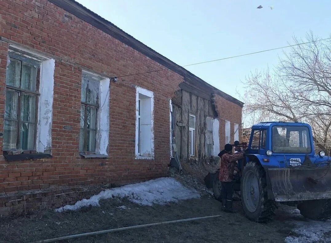 Село синенькие саратовская область. Село синенькие саратовский район саратовская область. синенькие поселок саратов. синенькие саратовская область люди. синенькие саратовский район дом культуры.