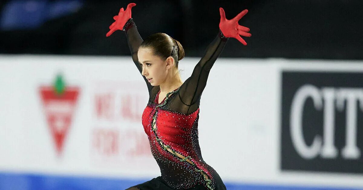 Аделия петросян гран при. Валиева камилла фигурное катание. Произвольная программа женщины. Косторная фигурное катание. Камила валиева фигурное катание 2023.