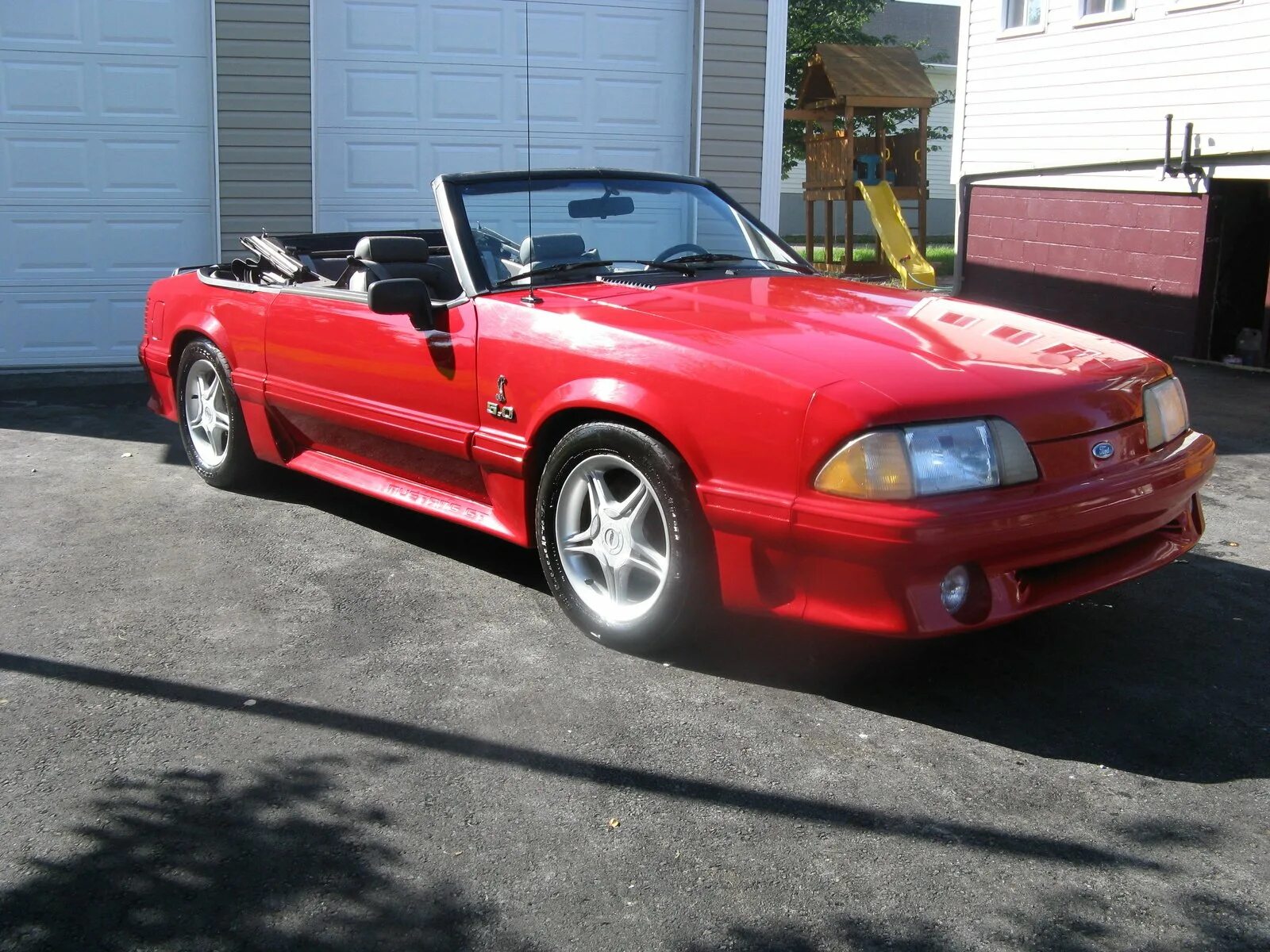 Ford мустанг 1990. Форд мустанг кабриолет 1990. Мустанг 1990. Форд mustang 1990. Форд mustang 1990.