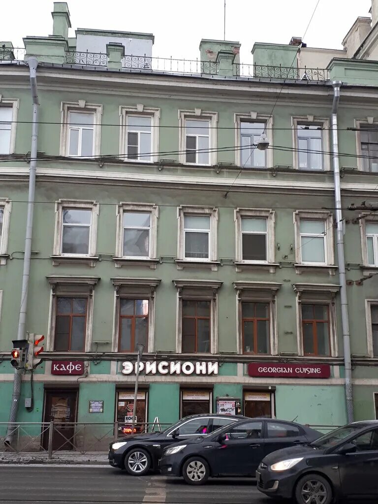 Фотографии ПАРАДНАЯ УЛ КУЙБЫШЕВА 33