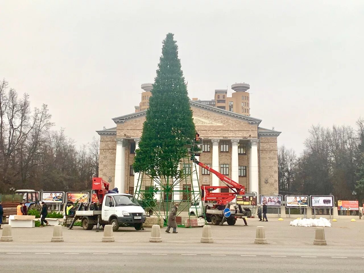 Памятник жуковскому. Объекты строительства жуковский. Аэропорт жуковский аэродром. Жуковский город 2022. Жуковский панорама.
