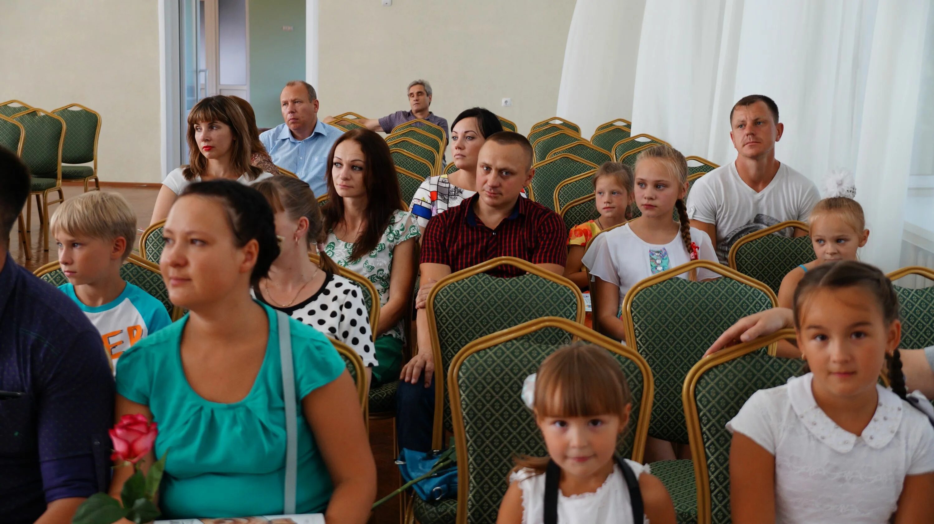 Доступное жилье спб. Молодежи доступное жилье Котовск. Молодежи доступное жилье. Горцентр молодежи доступное жилье. Реестр молодежи доступное жилье Котовск.