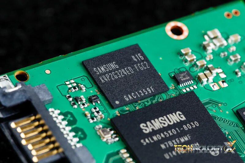 3d v nand. Samsung 850 Pro SSD Review. NAND Samsung. Samsung 3d NAND. Ссд ви нанд самсунг.