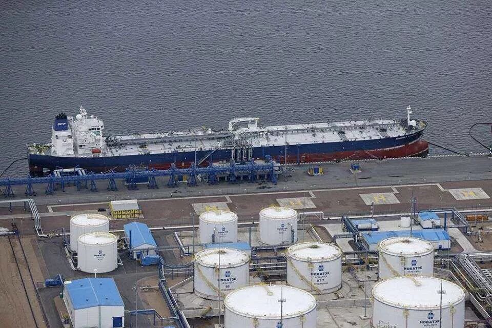 Нефтеналивной терминал сша. Перегрузка газа. Усть луга терминал новатэк. Криоазс спг. Перегрузка газа.