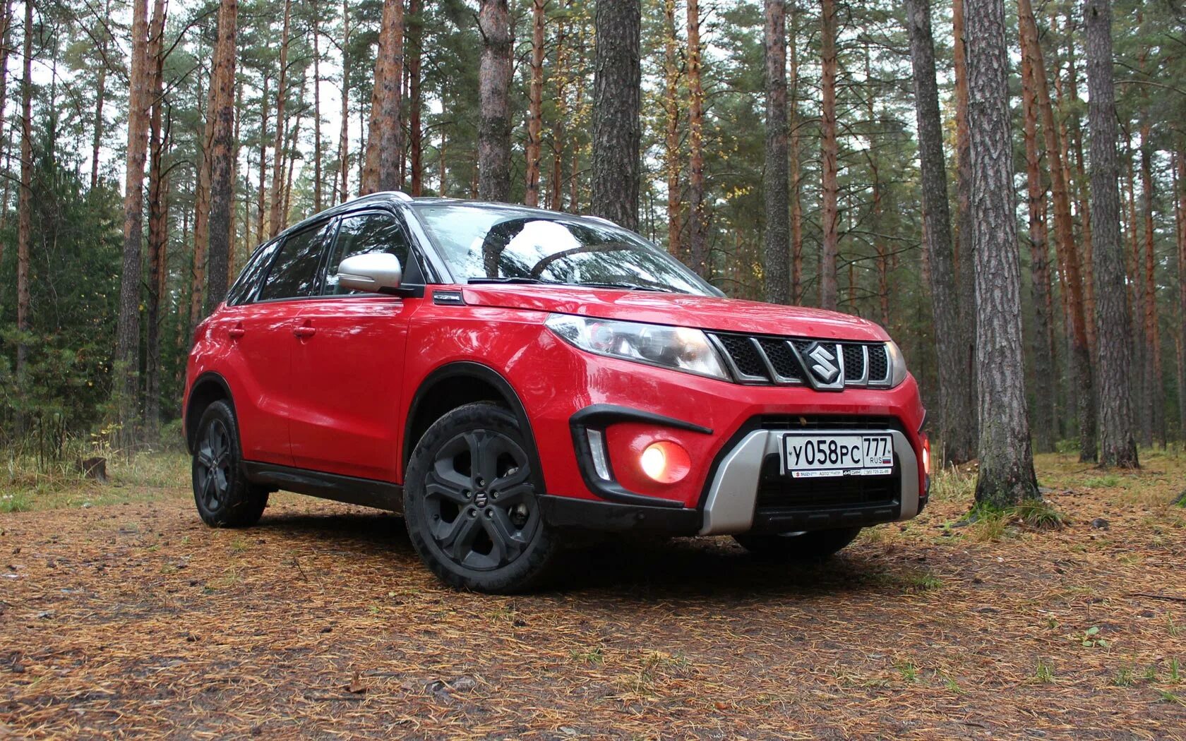 Сузуки Витара красная 2014. Suzuki Vitara s. Сузуки Витара красная. Suzuki Vitara 2015.